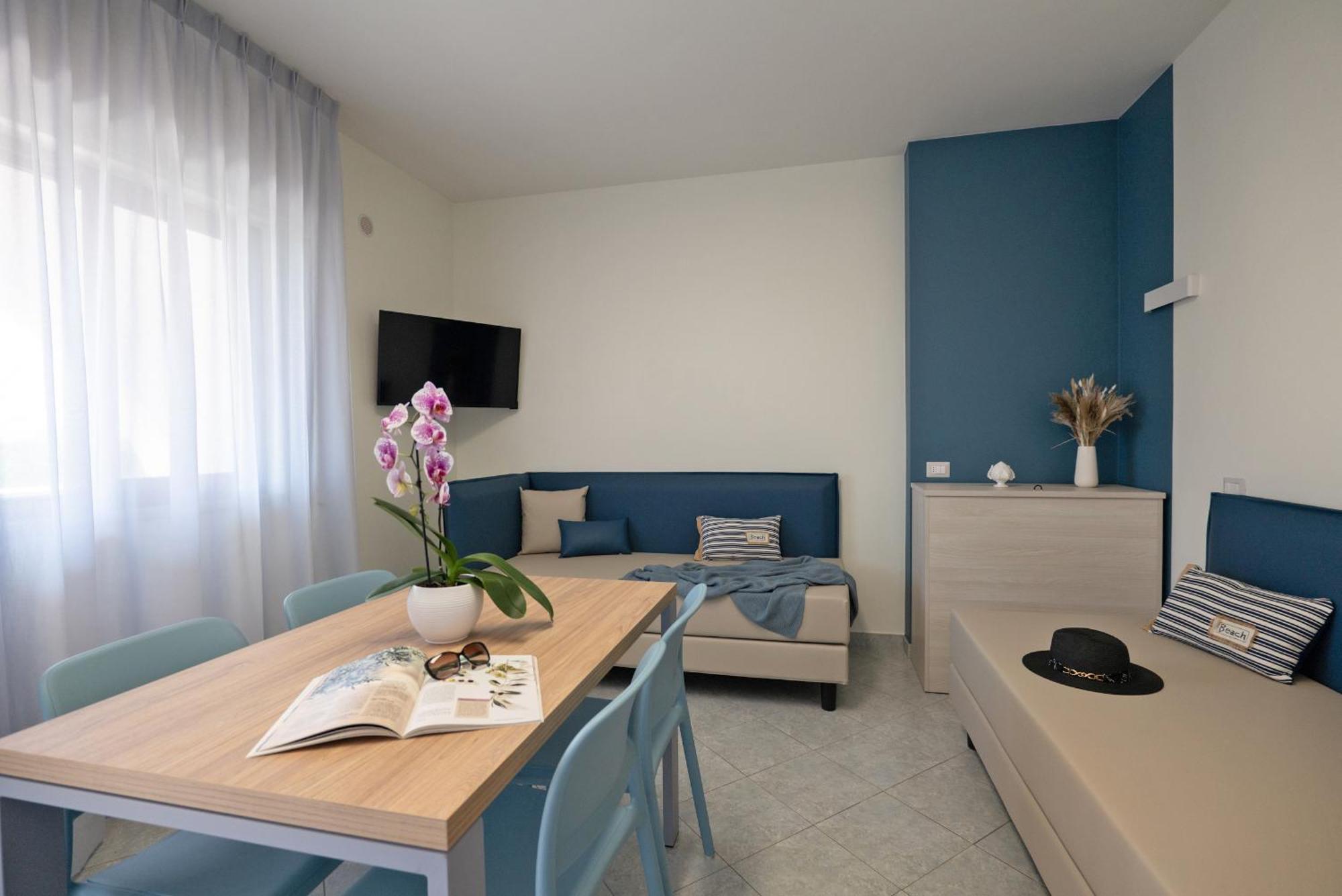 Hotel Residence Torre Del Porto Mattinata Zimmer foto
