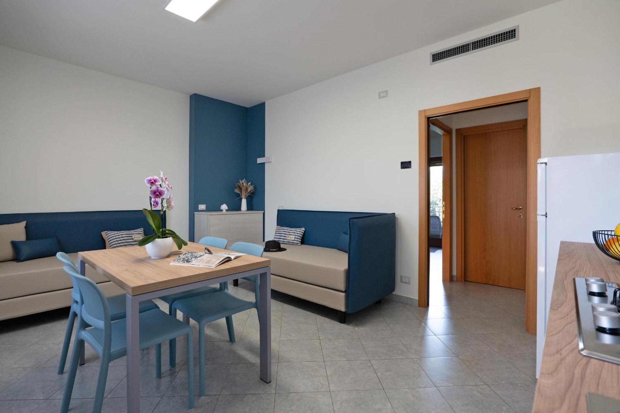 Hotel Residence Torre Del Porto Mattinata Zimmer foto